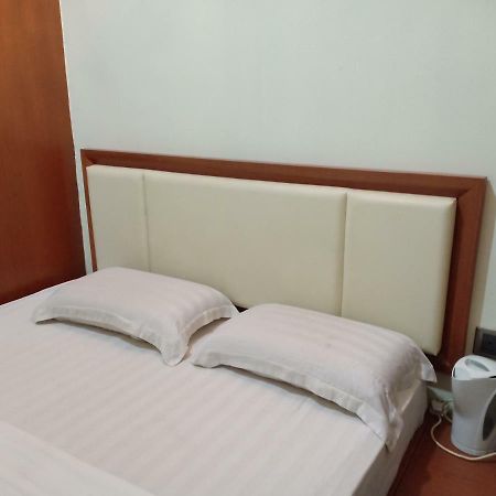 Tc Inn Business Hotel @ スリ・カンバンガン エクステリア 写真