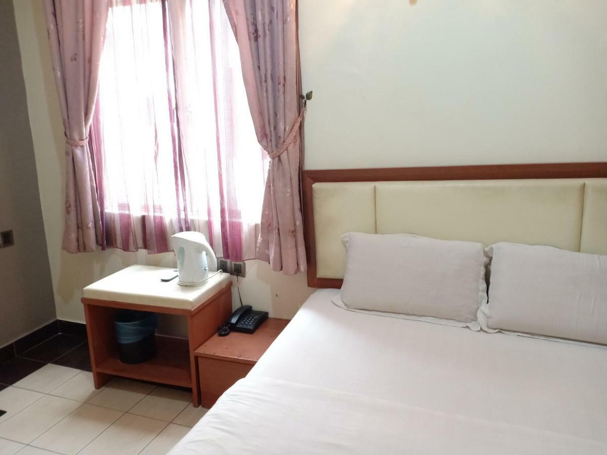 Tc Inn Business Hotel @ スリ・カンバンガン エクステリア 写真