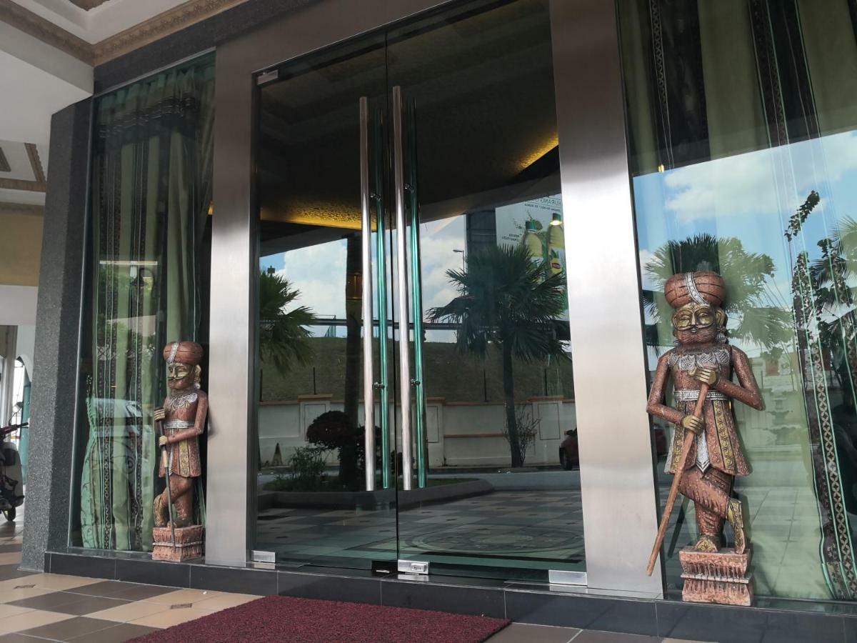 Tc Inn Business Hotel @ スリ・カンバンガン エクステリア 写真