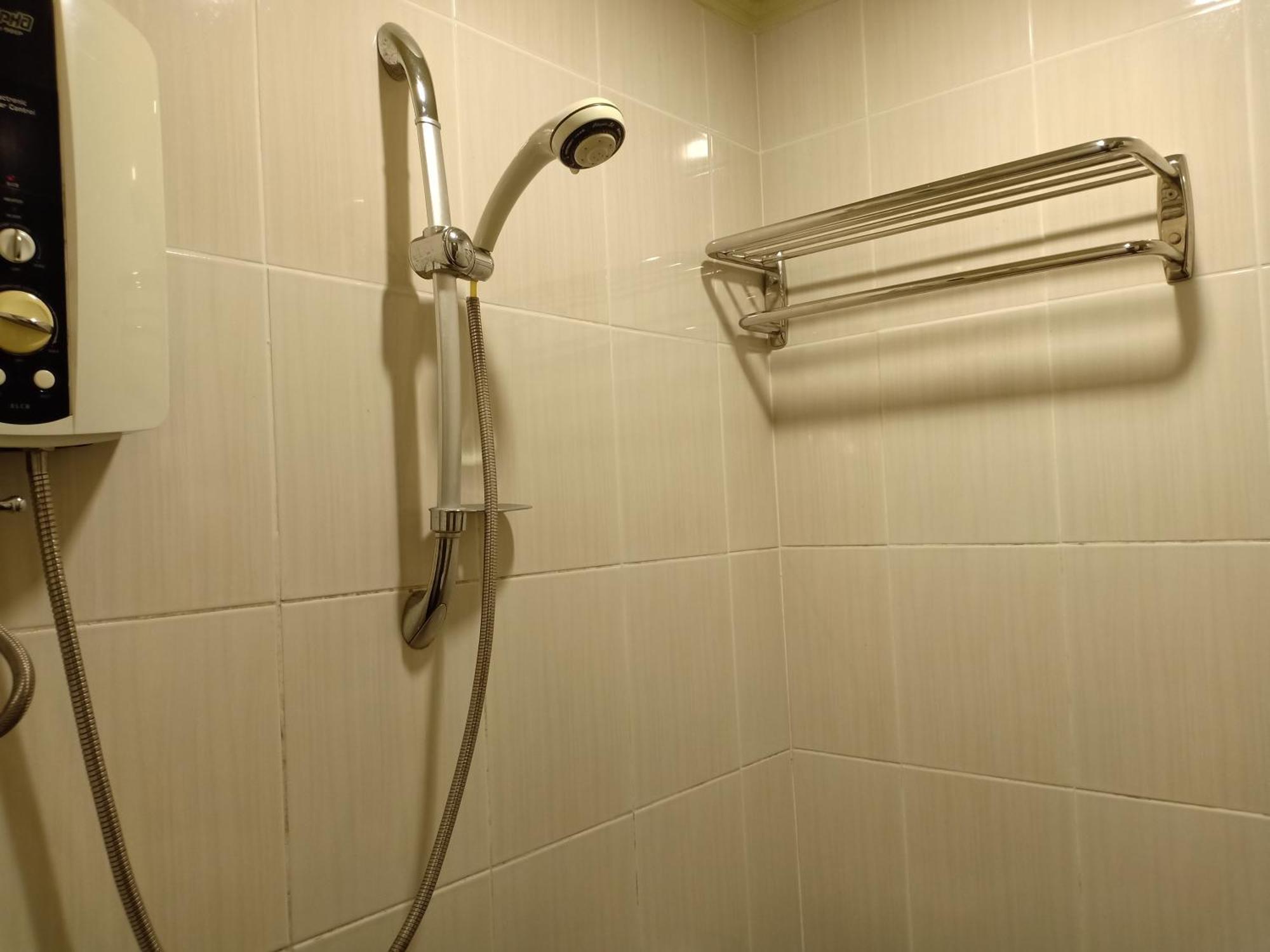 Tc Inn Business Hotel @ スリ・カンバンガン エクステリア 写真