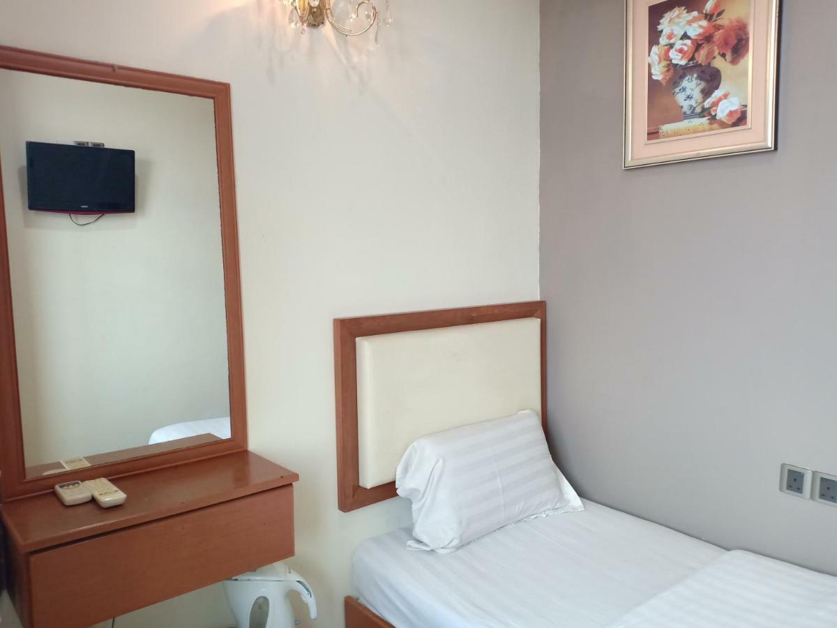 Tc Inn Business Hotel @ スリ・カンバンガン エクステリア 写真